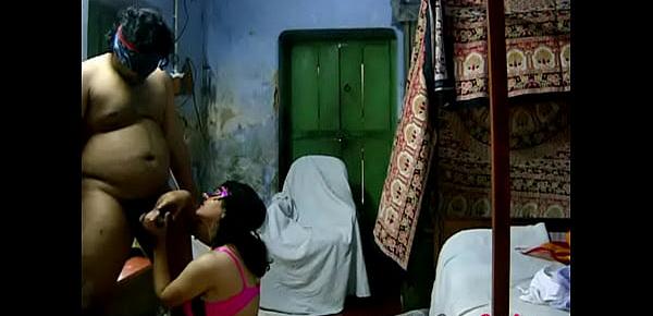  indian amateur savita bhabhi giving hot blowjob